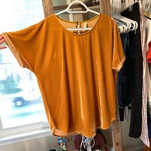 Roolee oversized Velvet Tee